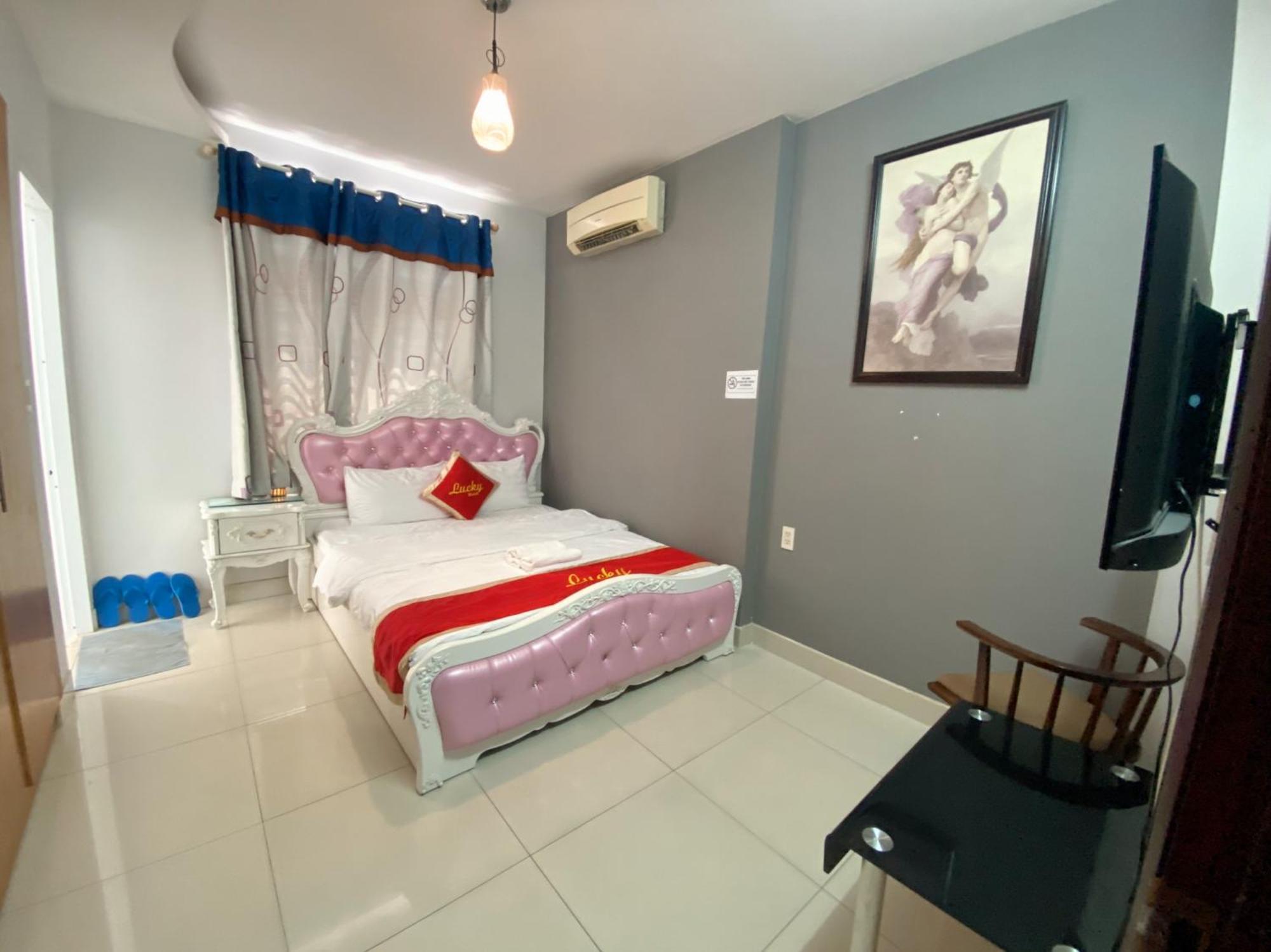 Lucky Hotel Ho Chi Minh City Exterior photo