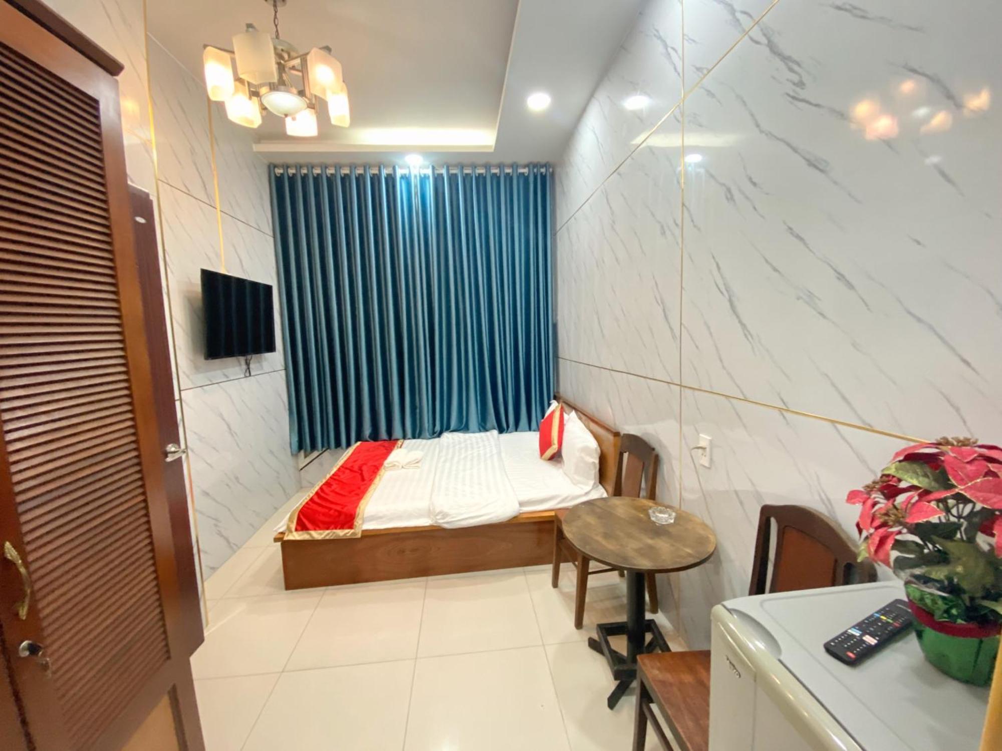 Lucky Hotel Ho Chi Minh City Exterior photo