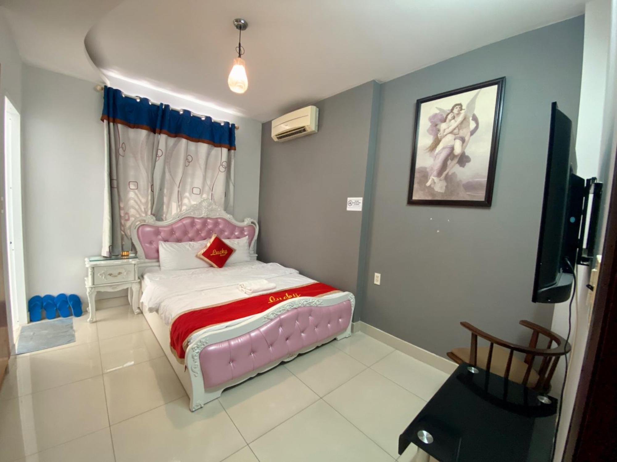 Lucky Hotel Ho Chi Minh City Exterior photo